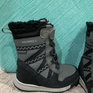 Toddler Merrell snow boot for cold temps and waterproof